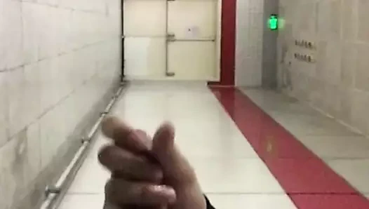metro istasyonu boşalmak