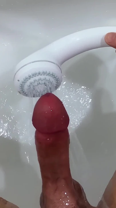 Duş başlığı frenulum orgazm ve boşalma