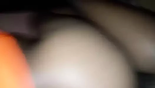 Genç amcık dev büyük zenci yarağına karşı