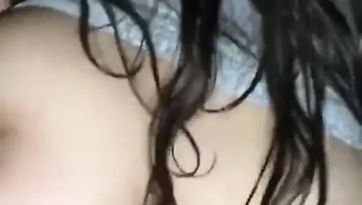 Una cabellera grande con un culo grande