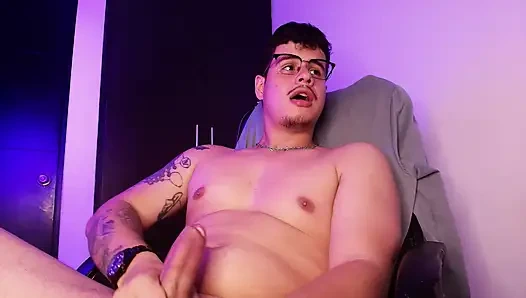 Stepbrother cums while you secretly watch him