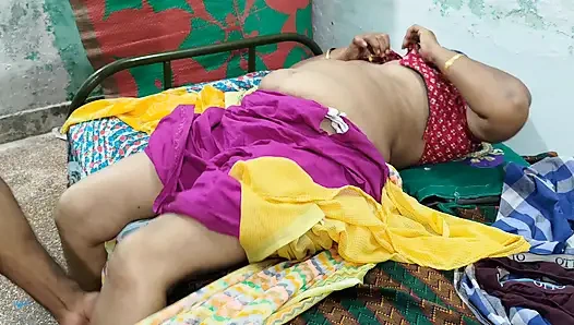 Komşu teyze seks sırasında büyük yarağımı kaldıramadı