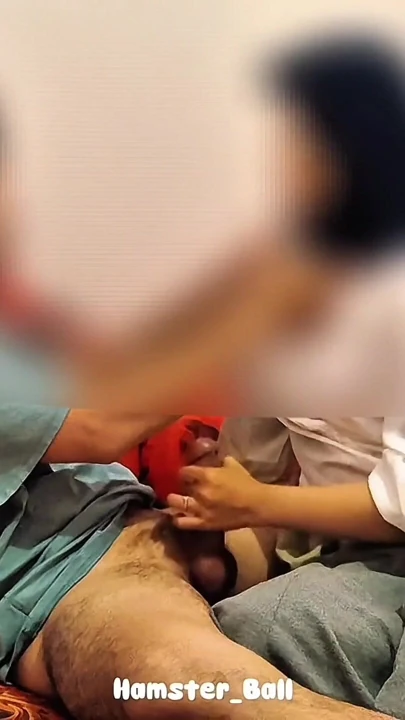 Tesettürlü kız şok oldu!! Üvey erkek kardeşinin büyük yarağı yüzünden! | Klip 1