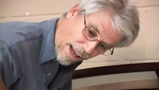 O eski bir büyük horoz tarafından becerdin olmayı seviyor!!!