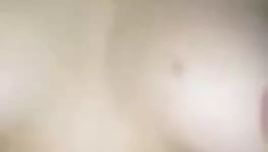 Sıcak sevimli desi yenge