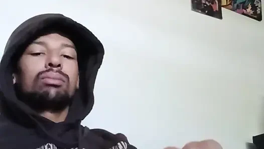 İşe gidince büyük uzun yarağımı okşuyor...