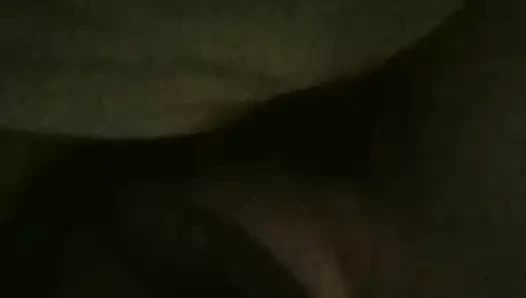 Beyaz kız boşalmak bir yük zevk