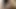 Darkhaired üniversiteli kız Irene rüzgara doğru geçişte gezinmekten hoşlanıyor