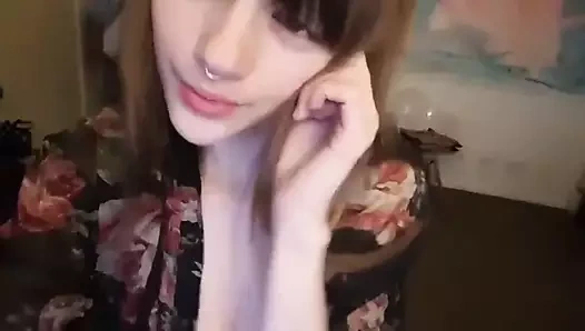 Sevimli bebek ile güzel memeler