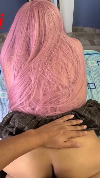 Komşum en sevdiğim karakteri cosplay yaptı, pembe saçları ve kıçı sikimi çok sertleştirdi | Bölüm 3