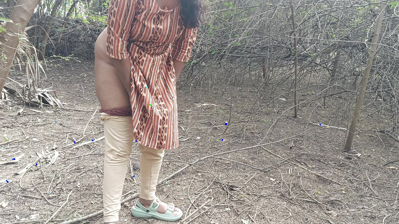 College student Outdoor doggy fuck
