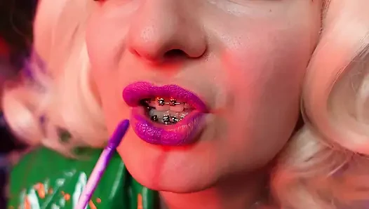 Sert kadın egemenliği 31 talimatı videosu, çoraplı sarışın orta yaşlı seksi kadından edepsiz konuşma