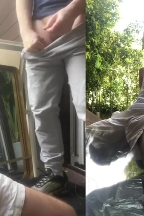 Doğruluk mu cesaret mi ilk oyunlarından biri sırasında, bir ibne olan Simon, ev arkadaşı Jules tarafından işenmeye cesaret edildi