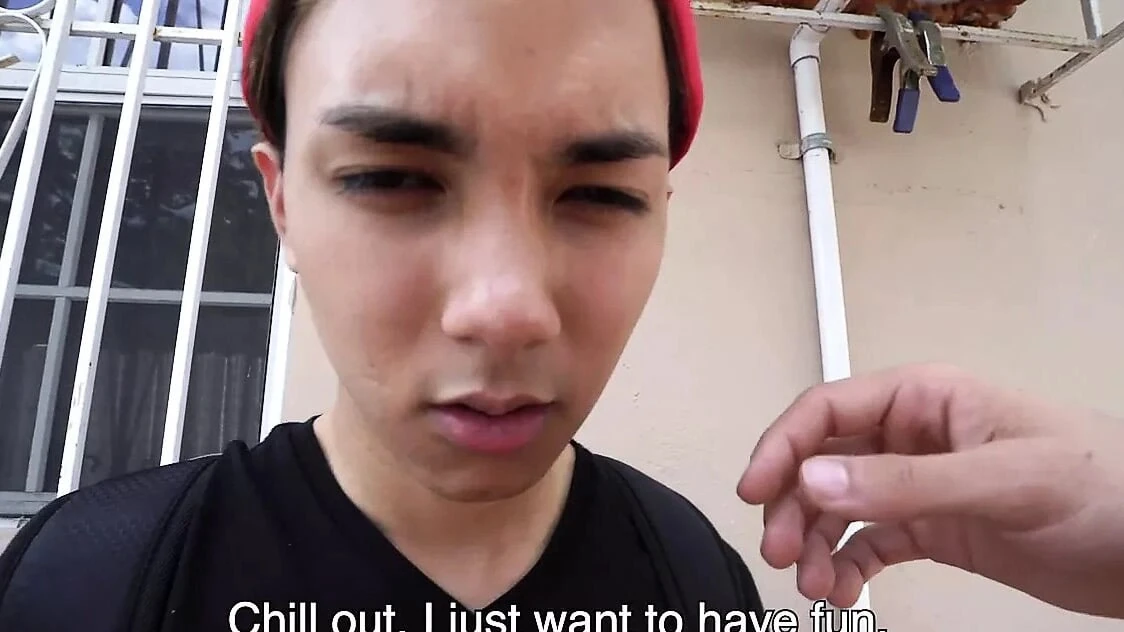 Trinh nữ latino được của anh ấy lỗ đít đập qua một sừng người quay phim