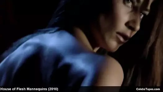 ünlü bebeğim irena a. hoffman oral seks ve kaba seks sahneleri