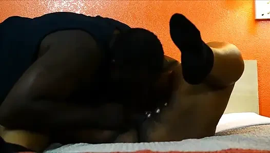 Asyalı bebekle oyuncu seçmeleri