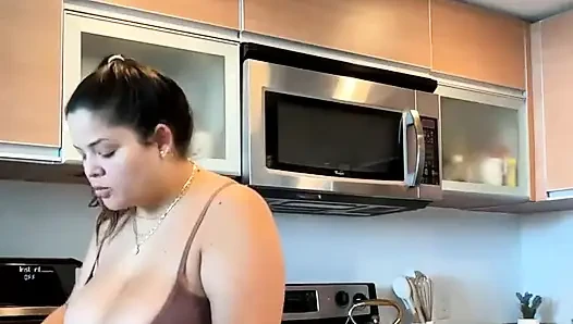 Прямая трансляция с Dani Valentina