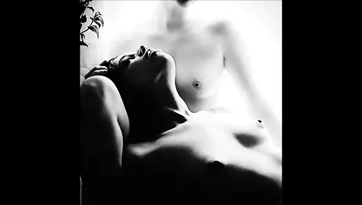 Delicieux leslescesfleurs in Monochrome 3241