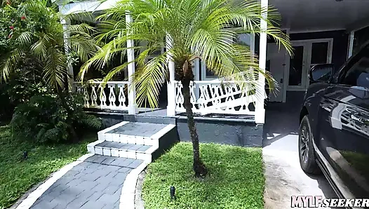 Üvey annemi dışarıda sikiyorum