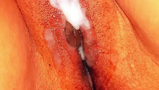 Edepsiz öğretmen tution öğrencisini sikiyor ve amına boşalıyor