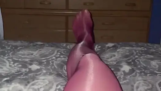 Kırmızı parlak külotlu çorap