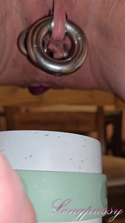 Longpussy. Desert, itaatkarlar için nektar ve temizlik ayrıcalıkları. | Klip 1