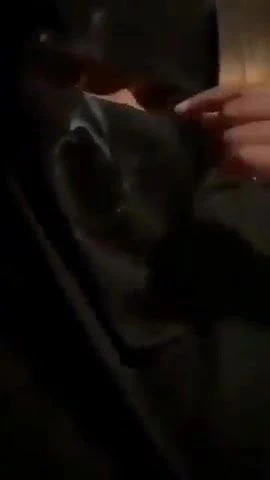 peçe üzerine boşalmak