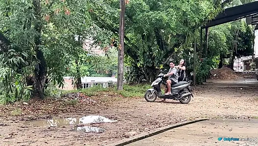 Bir Yabancıyla Sokakta Seks!
