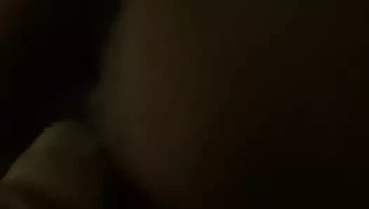 Şişme yapay penis ile onu ıslak kedi germe