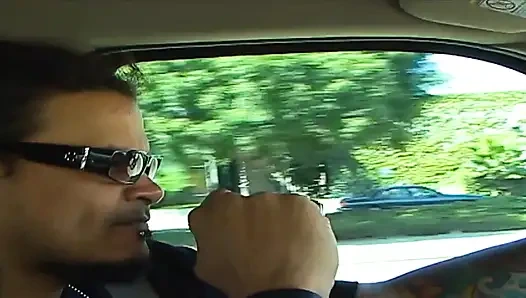 Orta yaşlı seksi kadın bahçesi: orta yaşlı seksi kadın 109