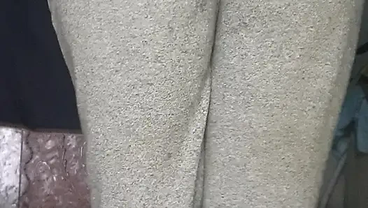 Akeli ev hanımı uff buat garmi hai