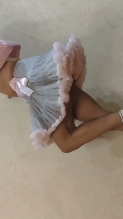 Asyalı hentai anime kız bimbo sissy seksi yüksek topuklu ayakkabılarla | Klip 1