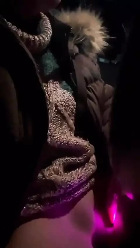 Açık havada kadın orgazmı