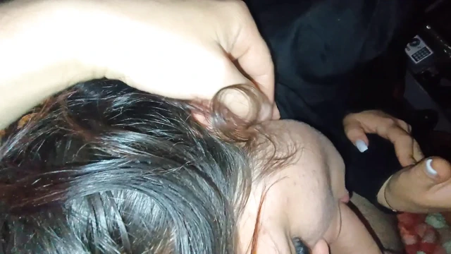 Yorgun üvey babam ağzımdan becerdi ve ağzıma bıraktı