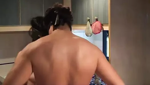 Ahlaksız sürpriz - bölüm 3: her yere götürmeyi seviyor