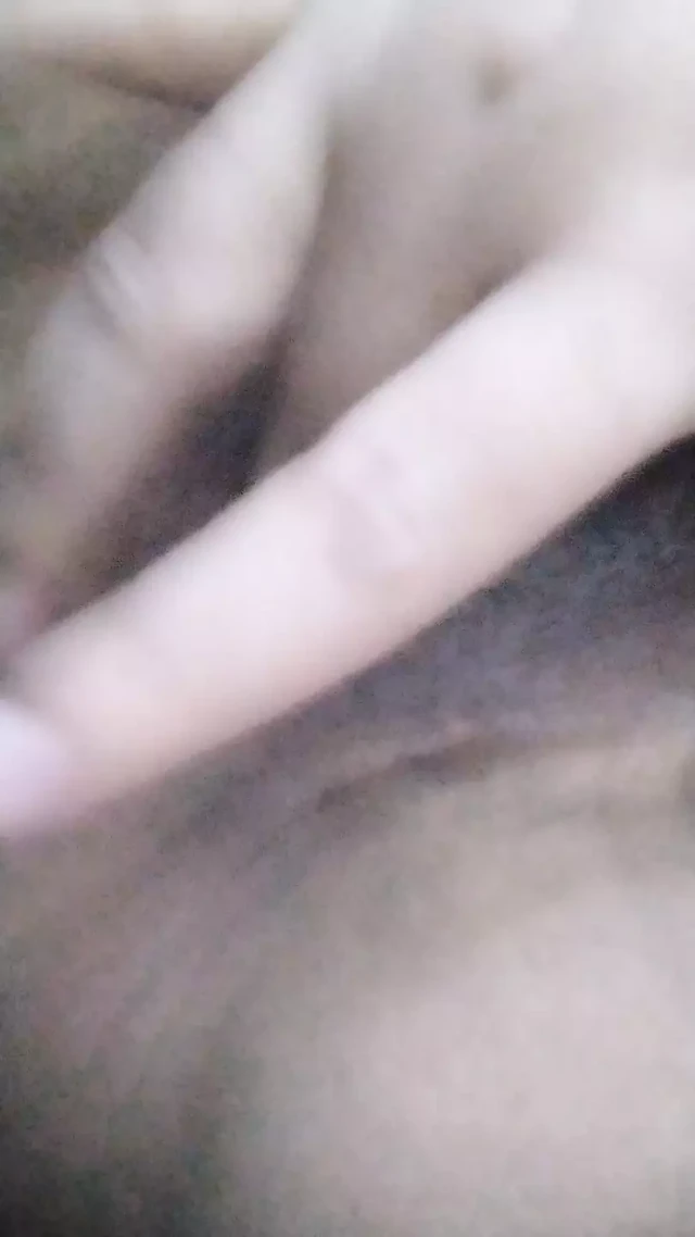 seksi karısı yalnız at evde parmak