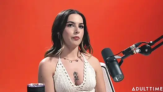 Titreme Kraliçesi Chanel Camryn | Adult Time Podcast