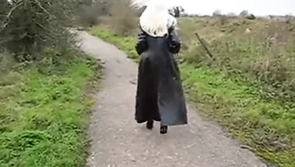 yürüyen adım anne