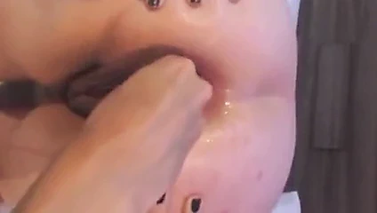 puta anal gape fist