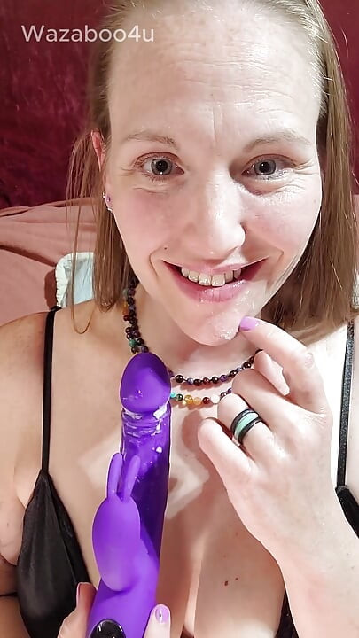 360 dönen top ile titreşimli itici dildo ve g noktası vibratör dildo iki oyuncağı test ediyor