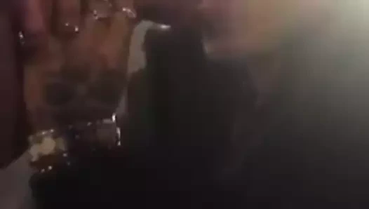 karen ile paylaşmak