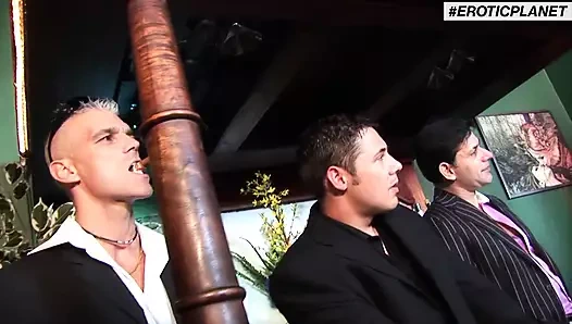 Amy Azurras gallery S3: 3 Hot girls love anal and group sex with 3 guys