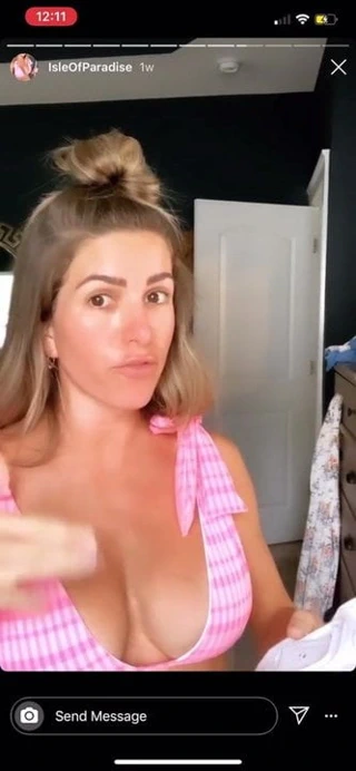 Instagram milf blogger