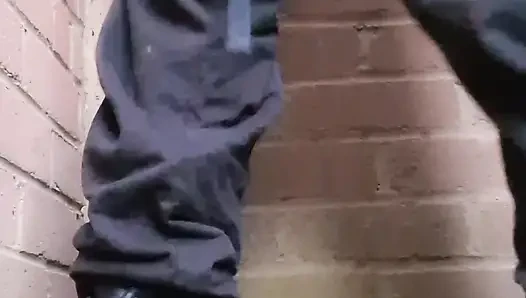Çok sevdiğin için dışarı işe ve filme çek dedi