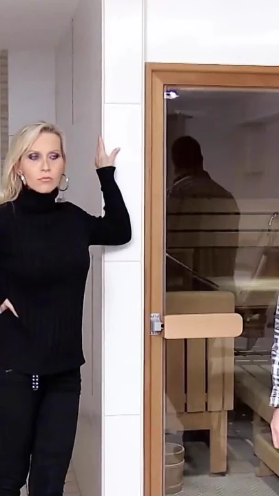 Alman sarışın olgun Julia Pink normal oğlanla gerçek kullanıcı randevusunda yarak emiyor ve göğüslerine boşaltıyor | Klip 1