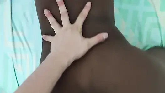 Venezuelalı genç bir kadınla ırklararası seks