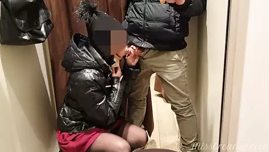 benim karım içinde berbat horoz içinde alışveriş merkezi soyunma odası