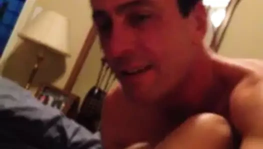 erkek arkadaşı 3 ile amerika'da Filipinli