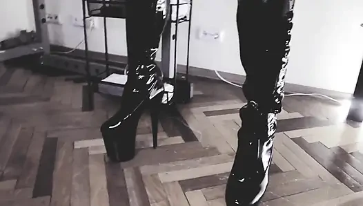 Dominatrix eva vinil çizmeler fetiş lateks pvc sahibe tanrıça kink bdsm kadın egemenliği solo fetiş