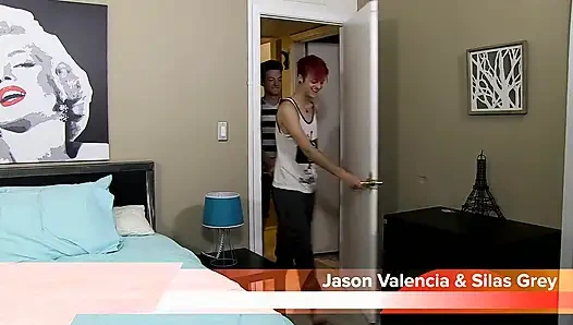 Erkekler prezervatifsiz seks için çaresiz!